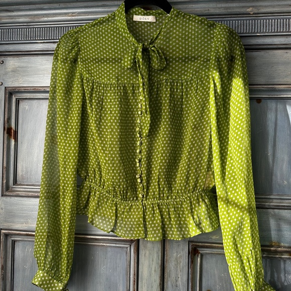 Doen Sheer Green Polka Dot Blouse Size S - Picture 5 of 9